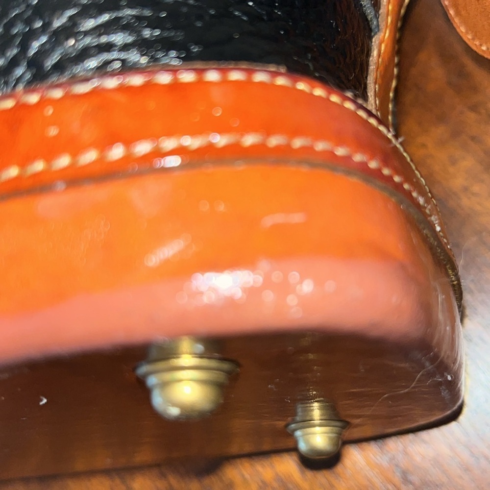 Dooney & Bourke all weather leather inside & out satchel  shoulder bag & Wallet - Picture 12 of 17